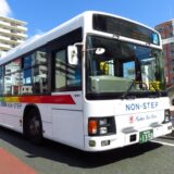 本島中部でしか会えない【ISUZU ERGA】が那覇・58号線を走行｜琉球バス