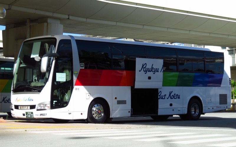 三菱の観光バス