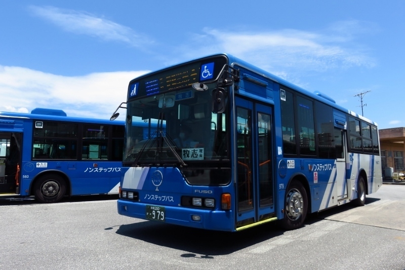沖縄のホテルバス