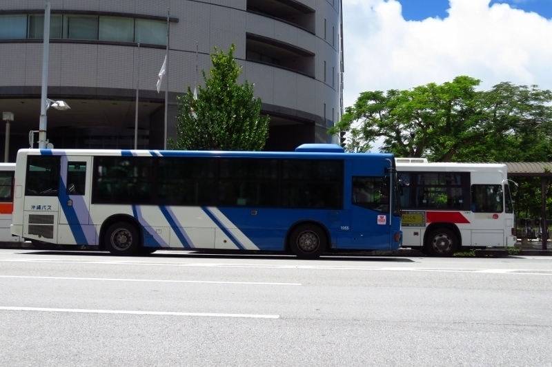 沖縄バスの1055