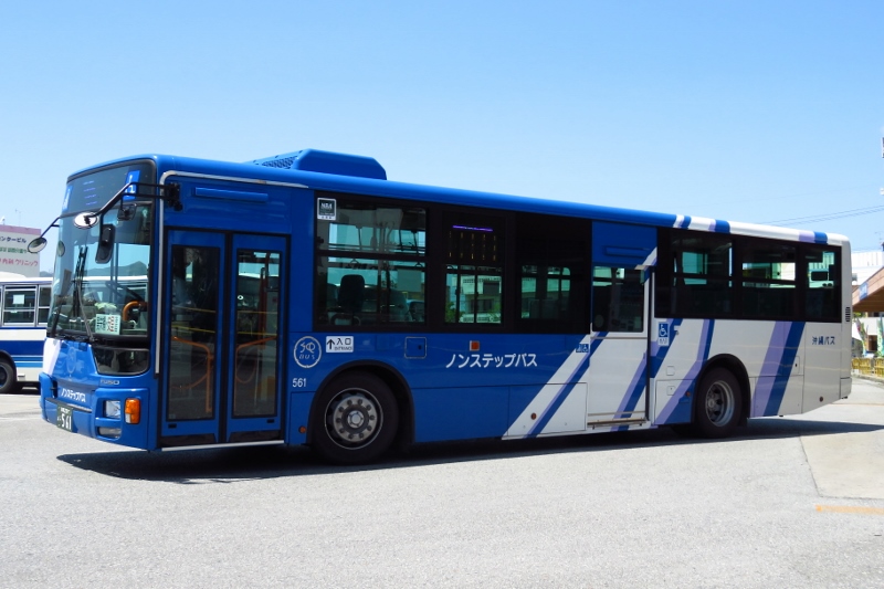 沖縄バスの新型車