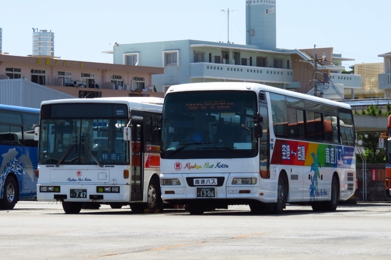 琉球バスの車両